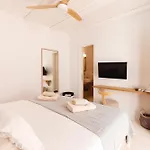 Rhea Elia Ftelia (Mykonos)