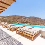 Villa Rhea Elia *