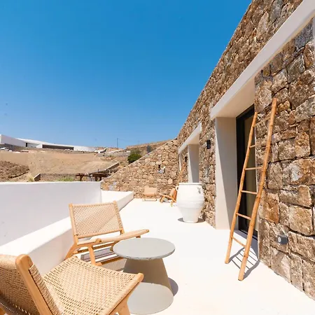 Rhea Elia * Ftelia (Mykonos)