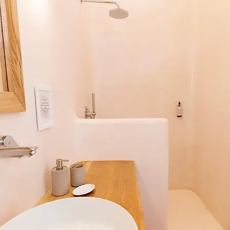 Rhea Elia Ftelia (Mykonos)