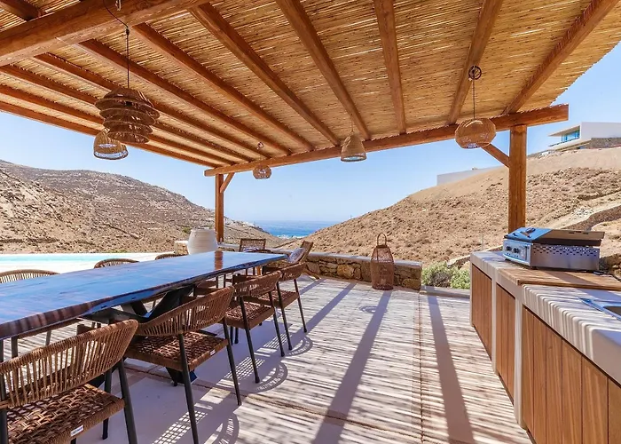 Rhea Elia וילה פטליה